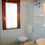 wohnung-ambassador-badezimmer